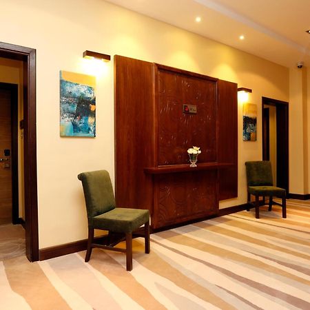 Swiss Flora Inn Hotel Riadh Exterior foto