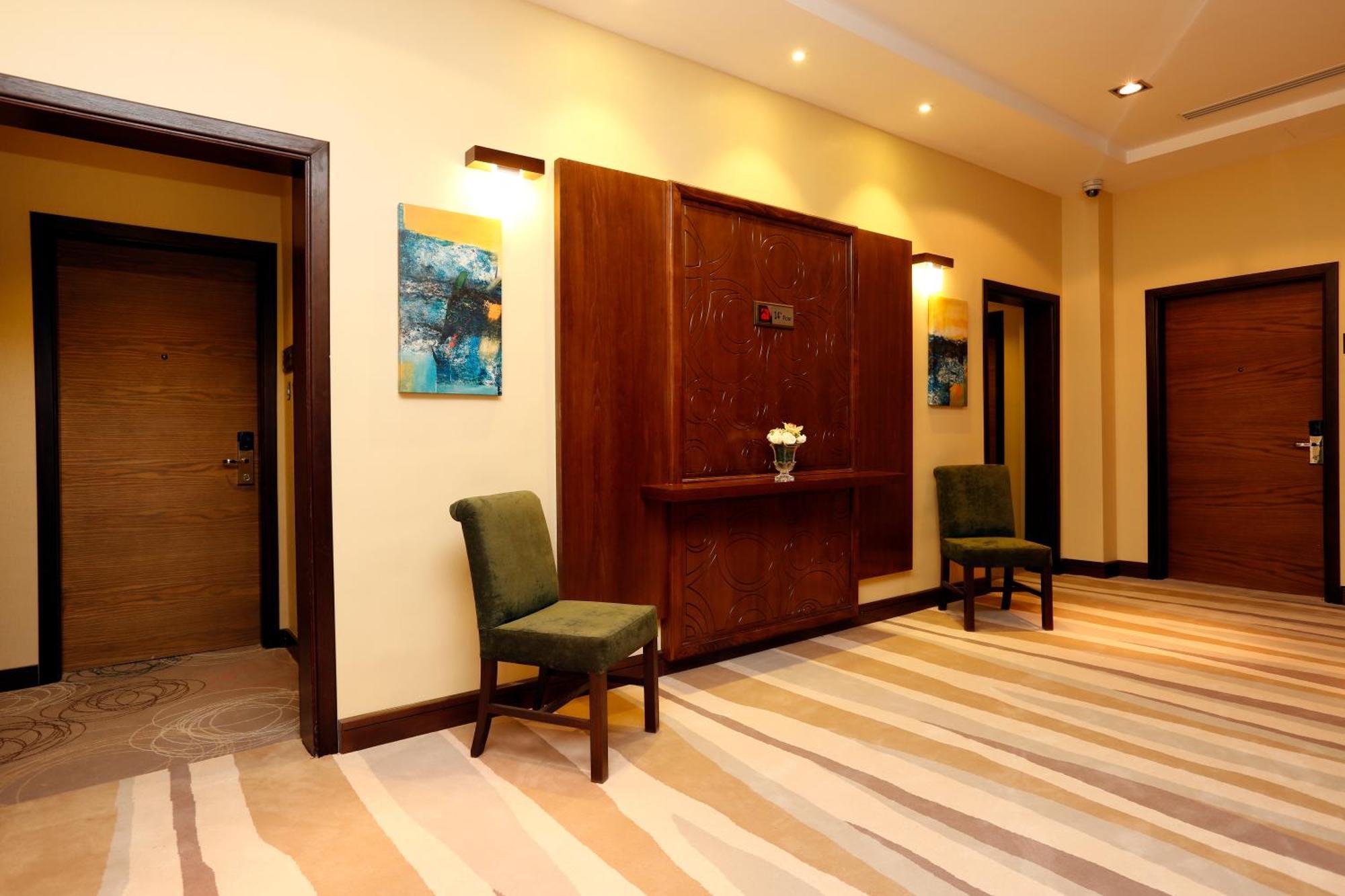Swiss Flora Inn Hotel Riadh Exterior foto