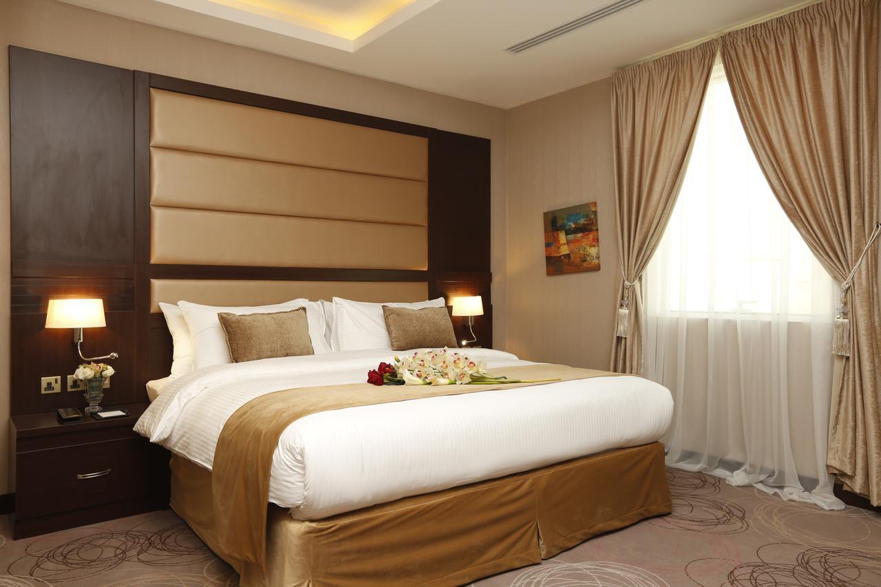 Swiss Flora Inn Hotel Riadh Exterior foto