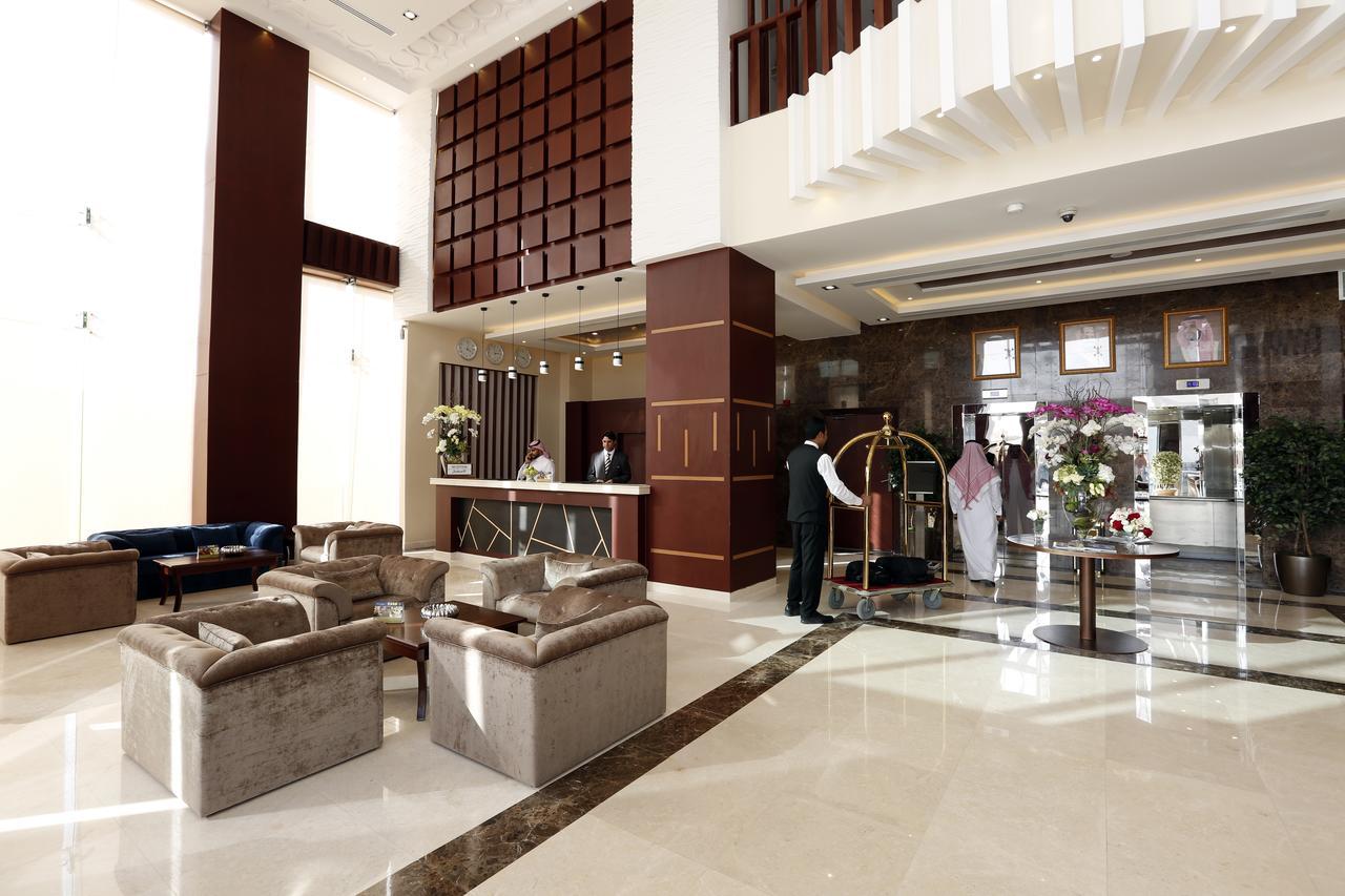 Swiss Spirit Hotel & Suites Metropolitan Riadh Exterior foto