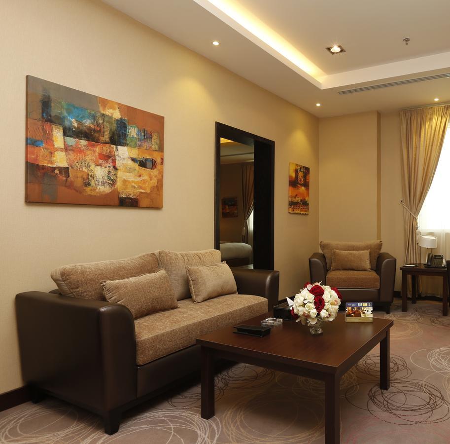 Swiss Flora Inn Hotel Riadh Exterior foto