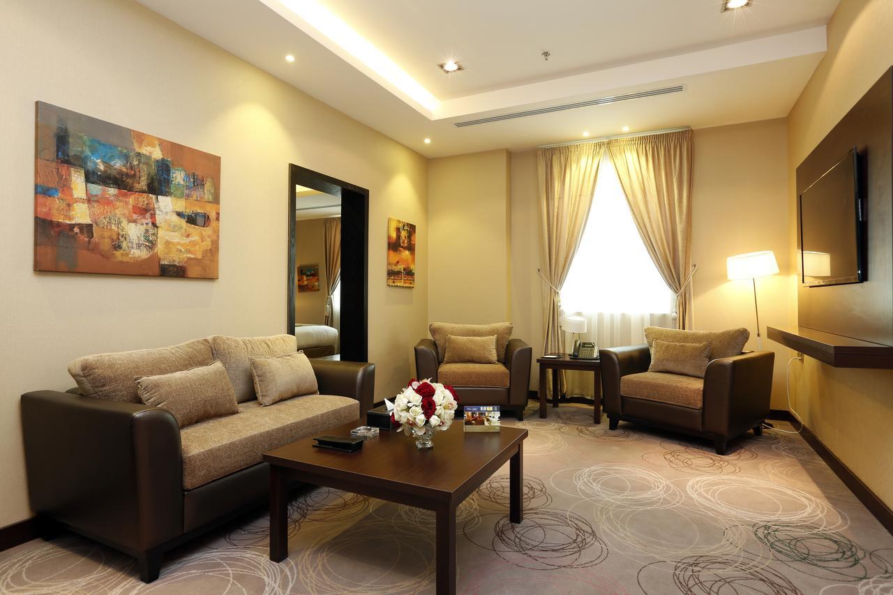 Swiss Flora Inn Hotel Riadh Exterior foto